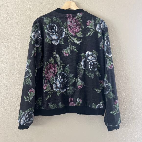 Lululemon Party Bomber Jacket in Garden Party smooth/black - Picture 12 of 13